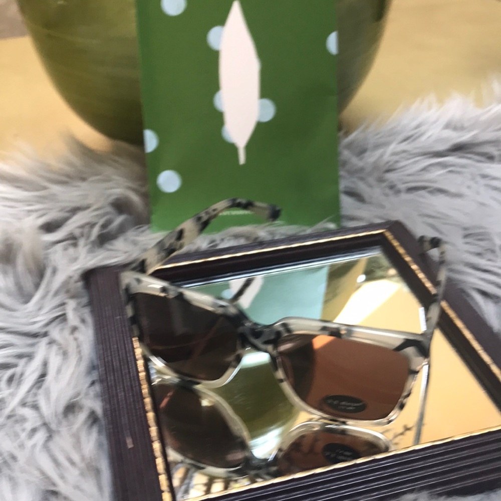 Ferris Sunglasses by Anthropologie - Picture 6 of 7